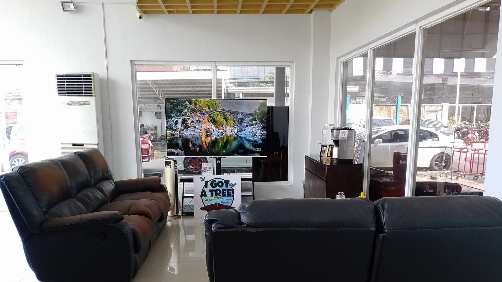 A Honda Cars showroom in Mandaue with new cars on the floor
